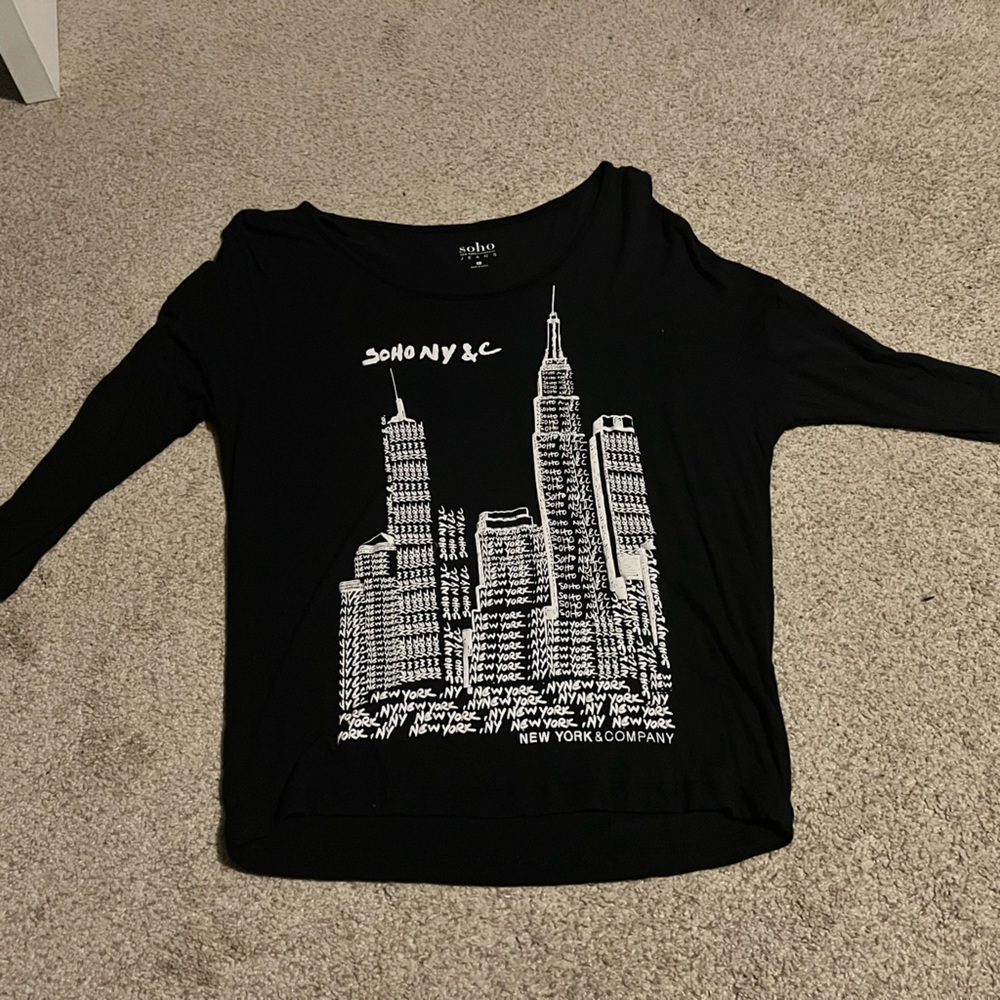 3/4 Sleeve NY&Company Raglan Top